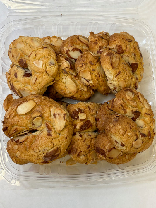 Almond Horseshoe Cookies